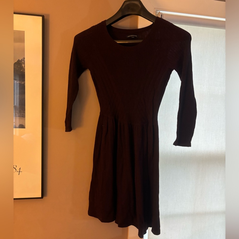 Women’s American Eagle Outfitters dress.  Size medium.  Burgundy.